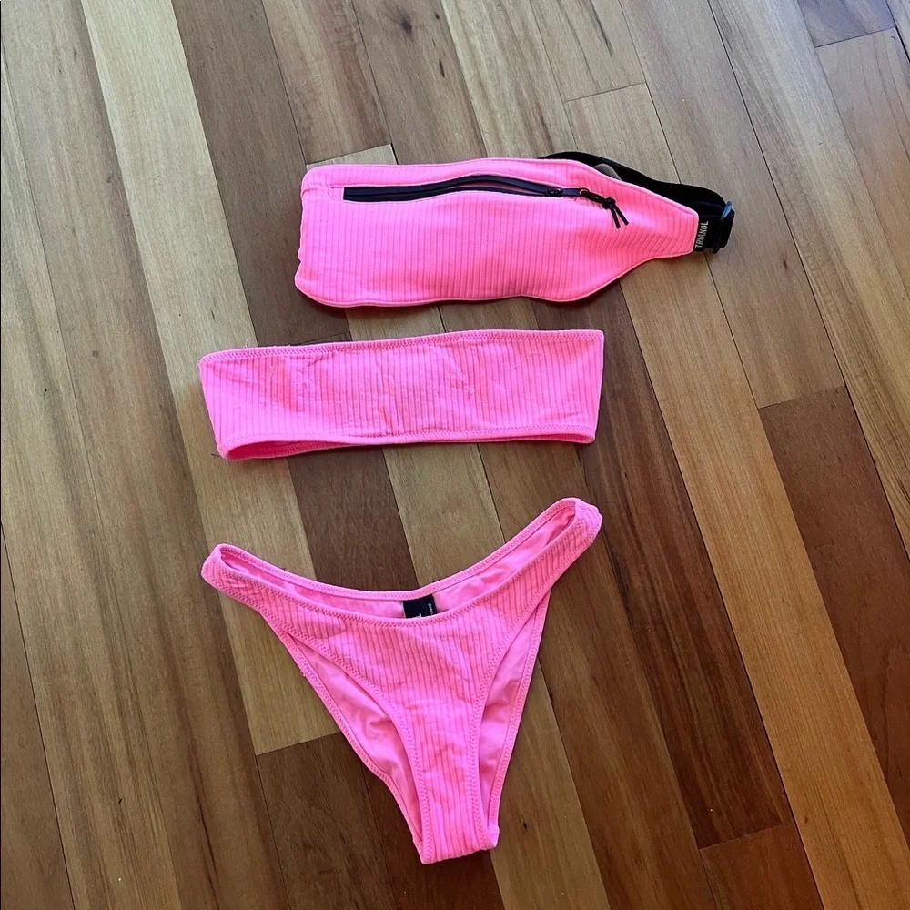 triangl swimwear Neon Pink Ribbed 3-Piece Bikini Set